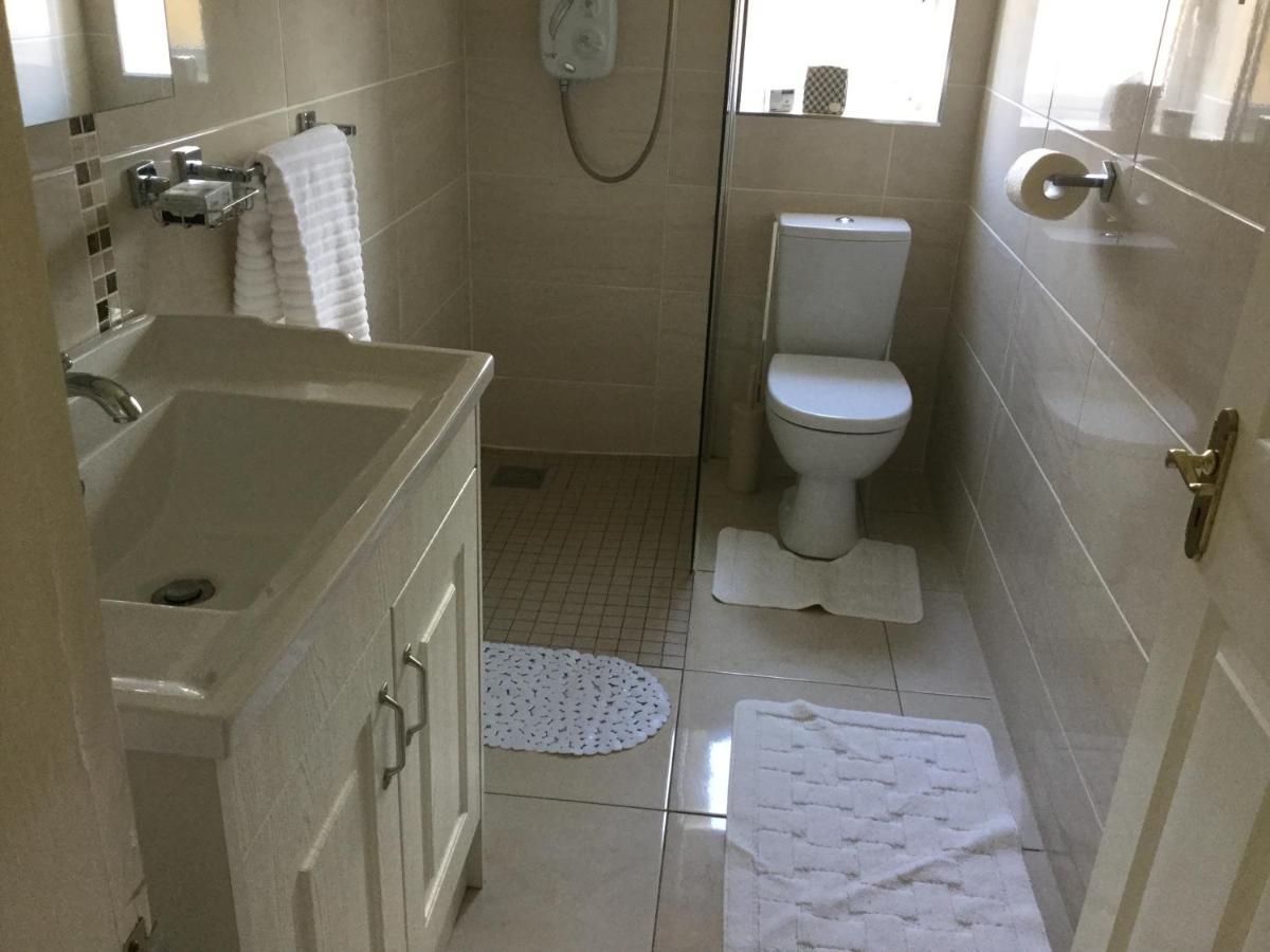 Adare Luxury Riverside Apartment Limerick Junction Eksteriør bilde